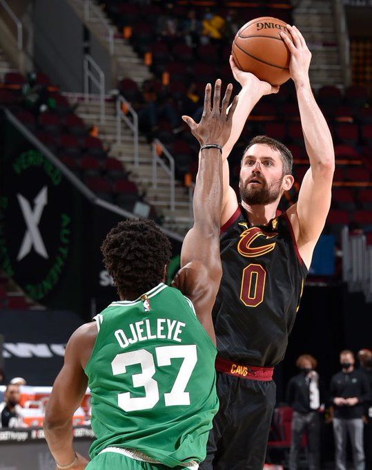 持在比赛中 持在比赛中