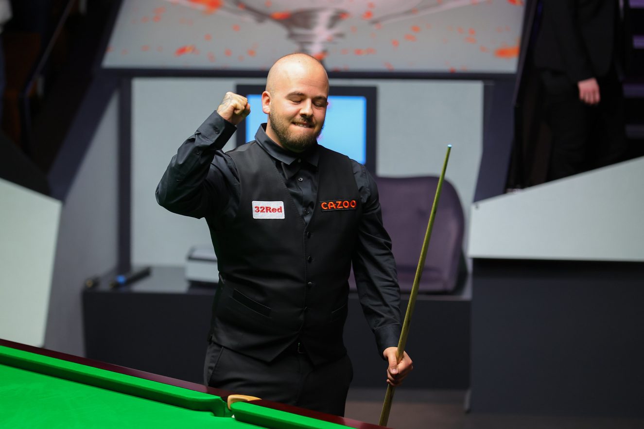 非完全空白 非完全空白